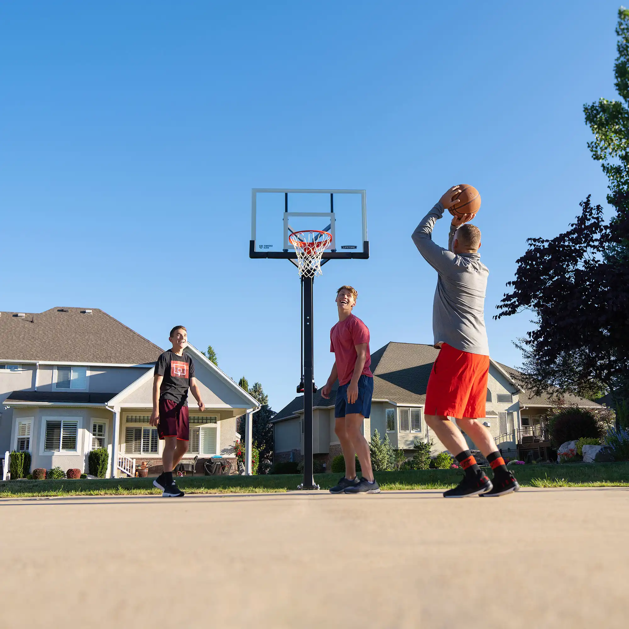 Lifetime Mammoth Lift Bolt Down Basketball Hoop (54-Inch Tempered Glass) - Image 12