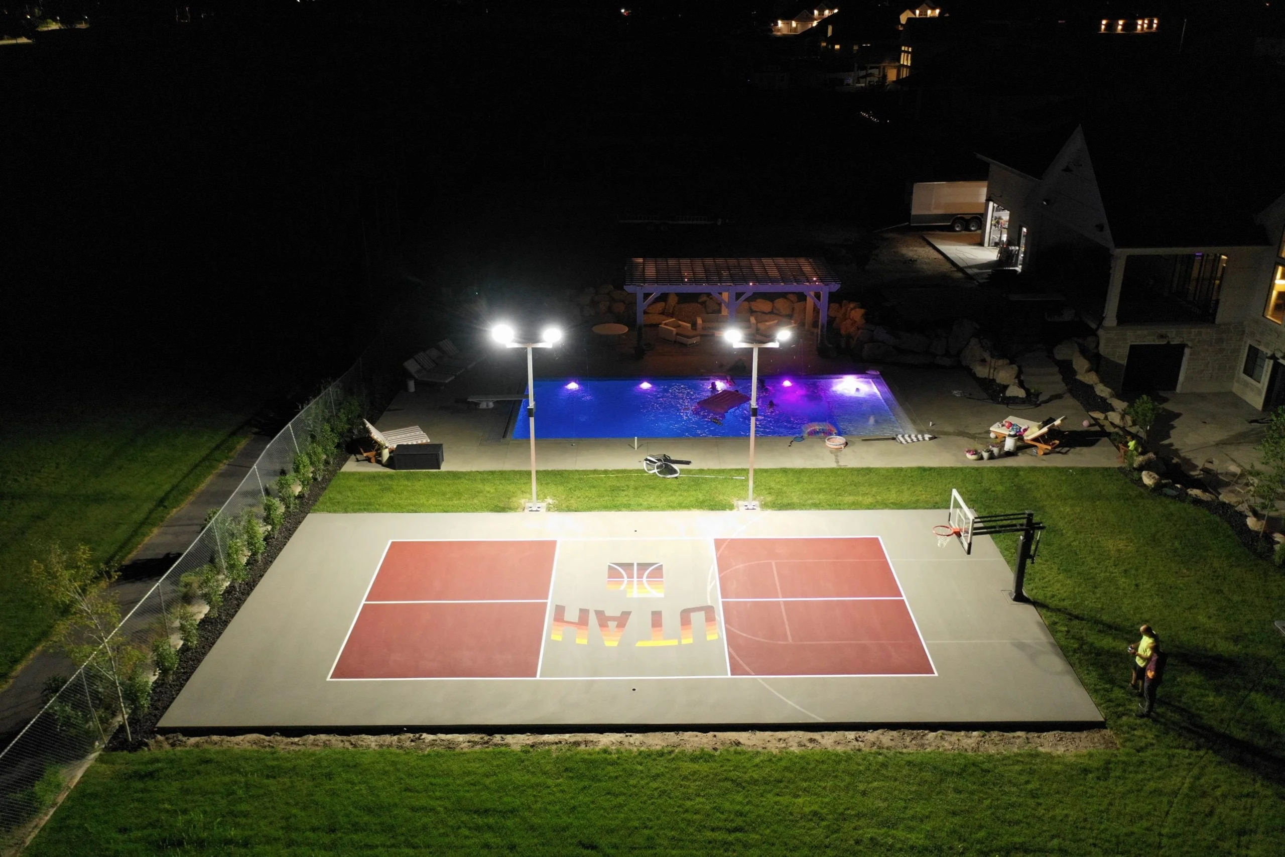 Dominator Basketball Court Light – Full Assembly - Image 13